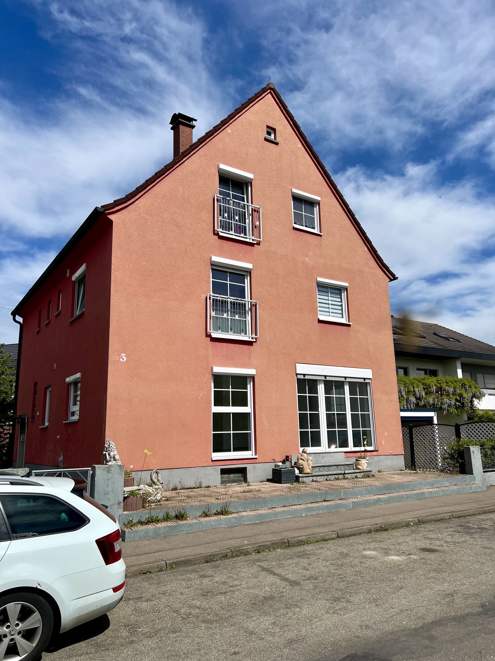 Neu Ulm: Anlageobjekt mit 2 Wohnungnen  in ruhiger Wohngegend *Neu Ulm  Neu Ulm: Anlageobjekt mit 2 Wohnungnen  in ruhiger Wohngegend *Neu Ulm