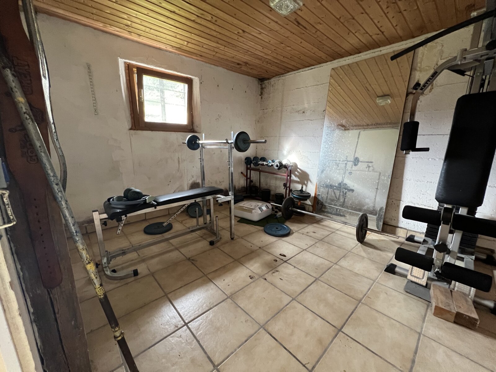  Großes* Haus*  auf 2,5 ha Grundstück in Traumlage/ Schwarzwald  