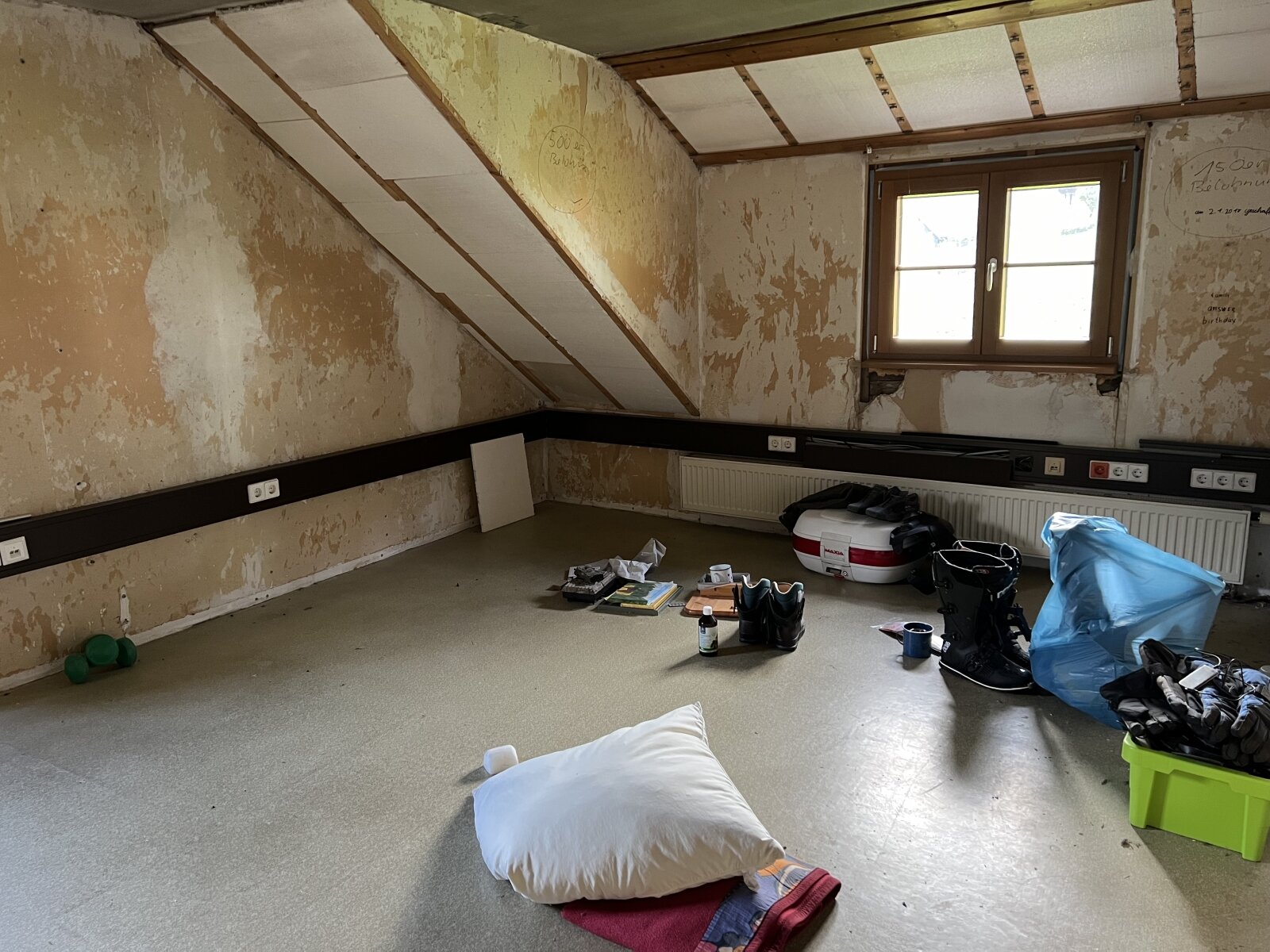  Großes* Haus*  auf 2,5 ha Grundstück in Traumlage/ Schwarzwald  