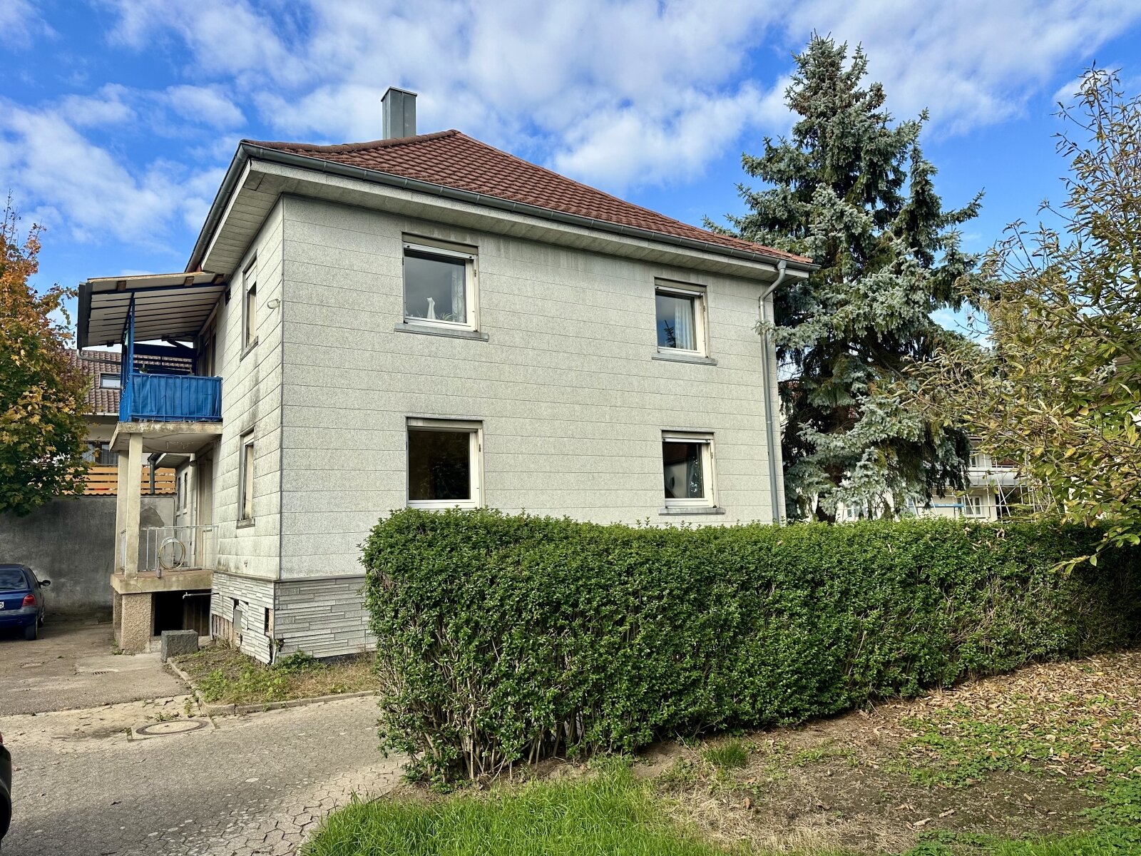 * Anlageobjekt oder* Familientraum!* 3000 m²* großes Grundstück/ Obstwiese mit sanierungsbedürftigen Haus /*2 Wohneinheiten
