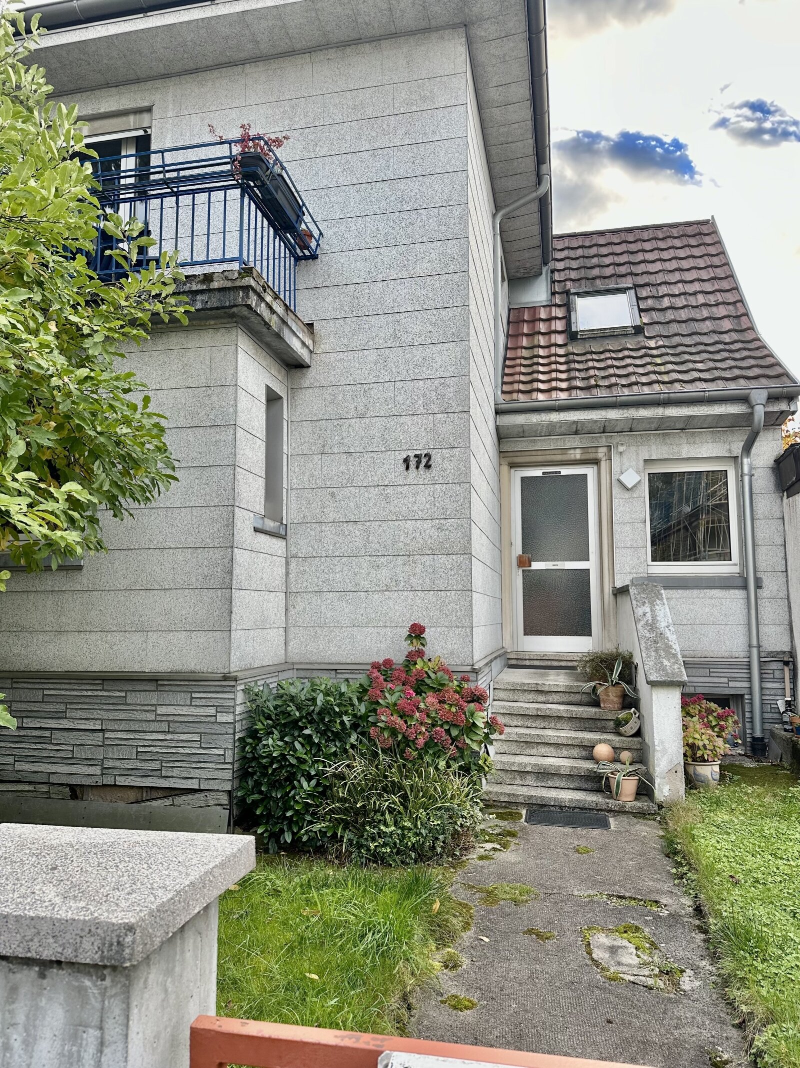 * Anlageobjekt oder* Familientraum!* 3000 m²* großes Grundstück/ Obstwiese mit sanierungsbedürftigen Haus /*2 Wohneinheiten