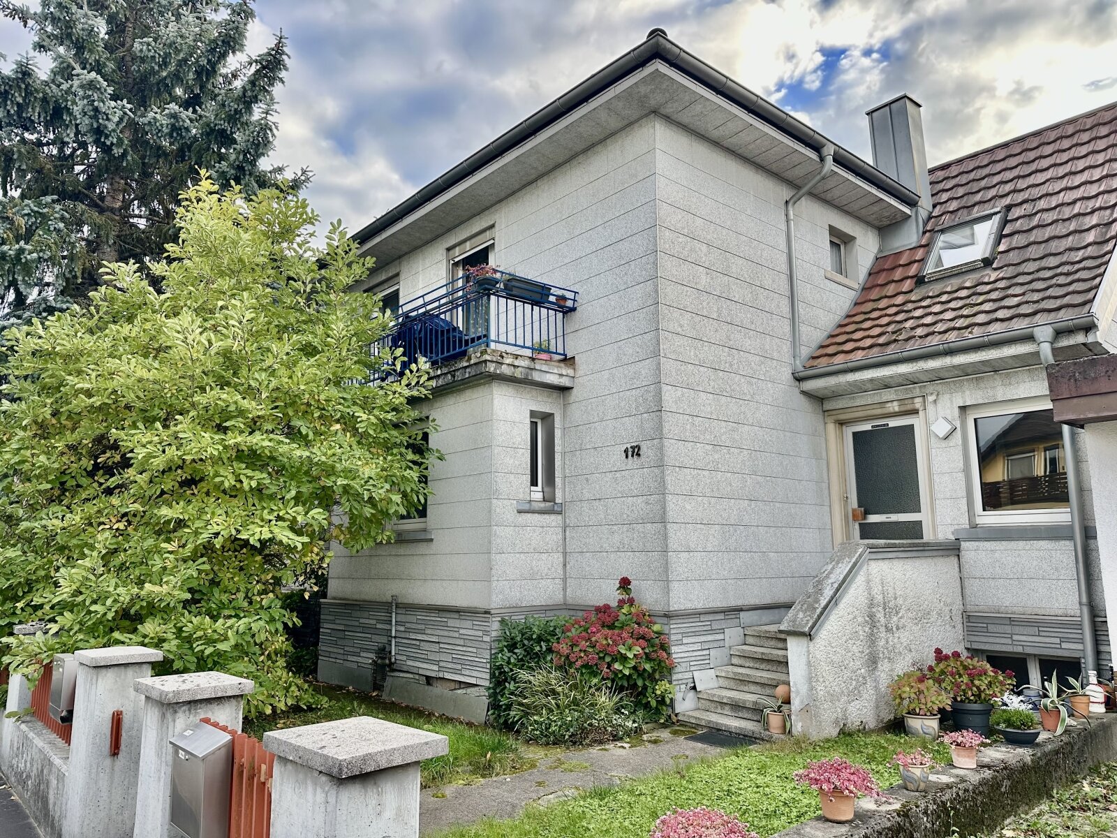 * Anlageobjekt oder* Familientraum!* 3000 m²* großes Grundstück/ Obstwiese mit sanierungsbedürftigen Haus /*2 Wohneinheiten
