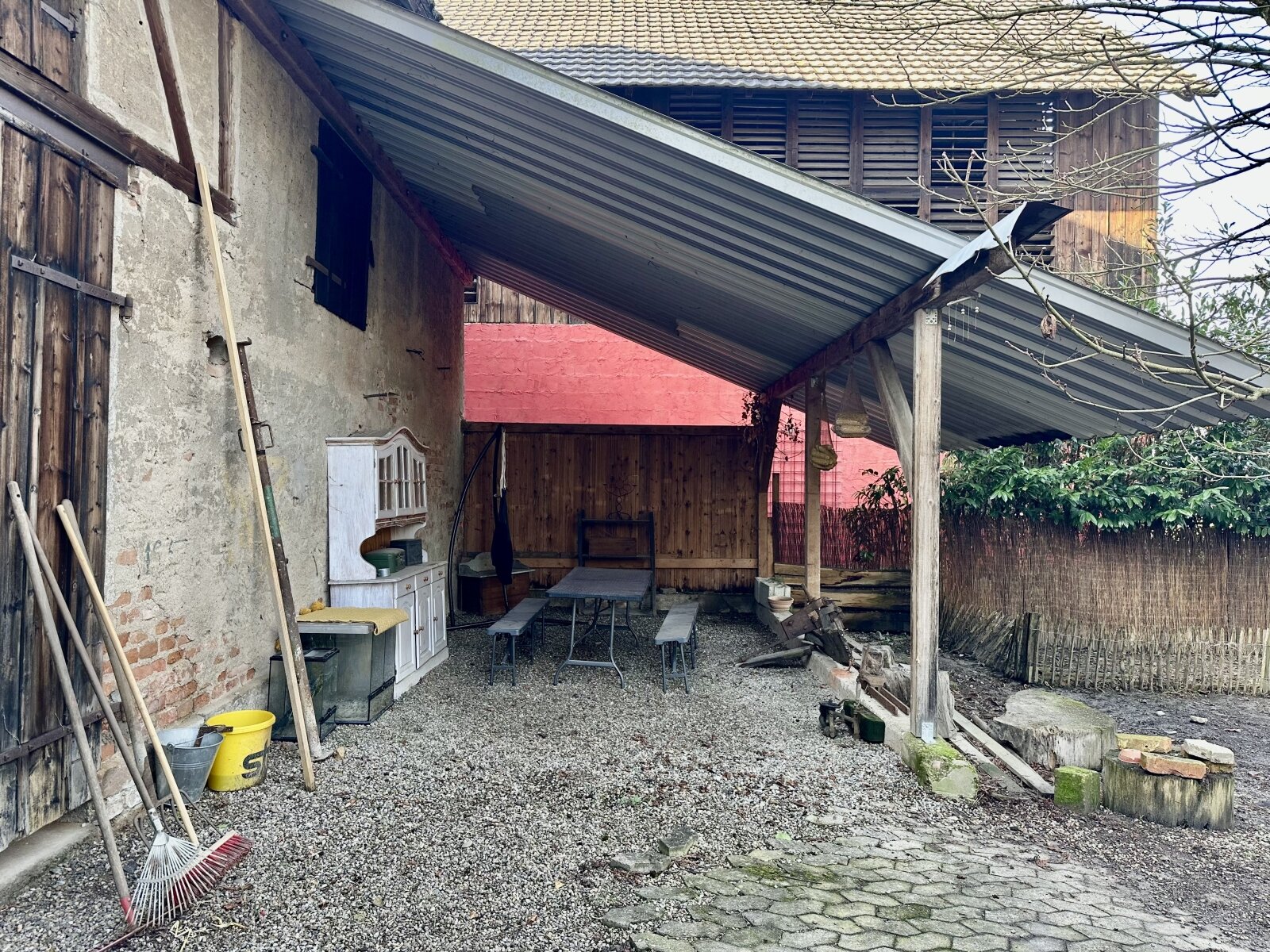 Fachwerk- *Bauernhaus auf 995m²  Grundstück mit  großer* Scheune 