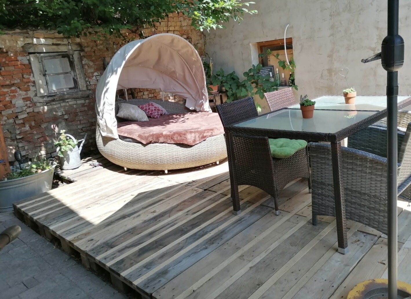 Fachwerk- *Bauernhaus auf 995m²  Grundstück mit  großer* Scheune 