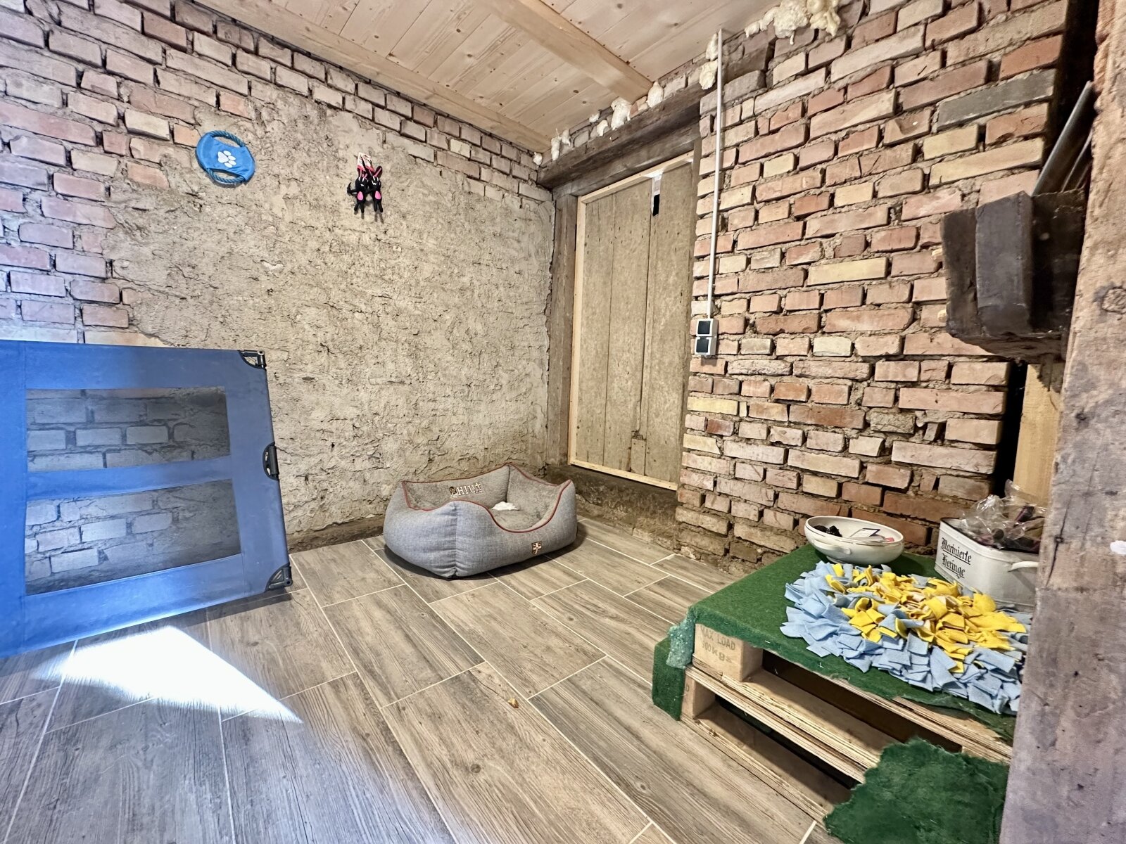 Fachwerk- *Bauernhaus auf 995m²  Grundstück mit  großer* Scheune 