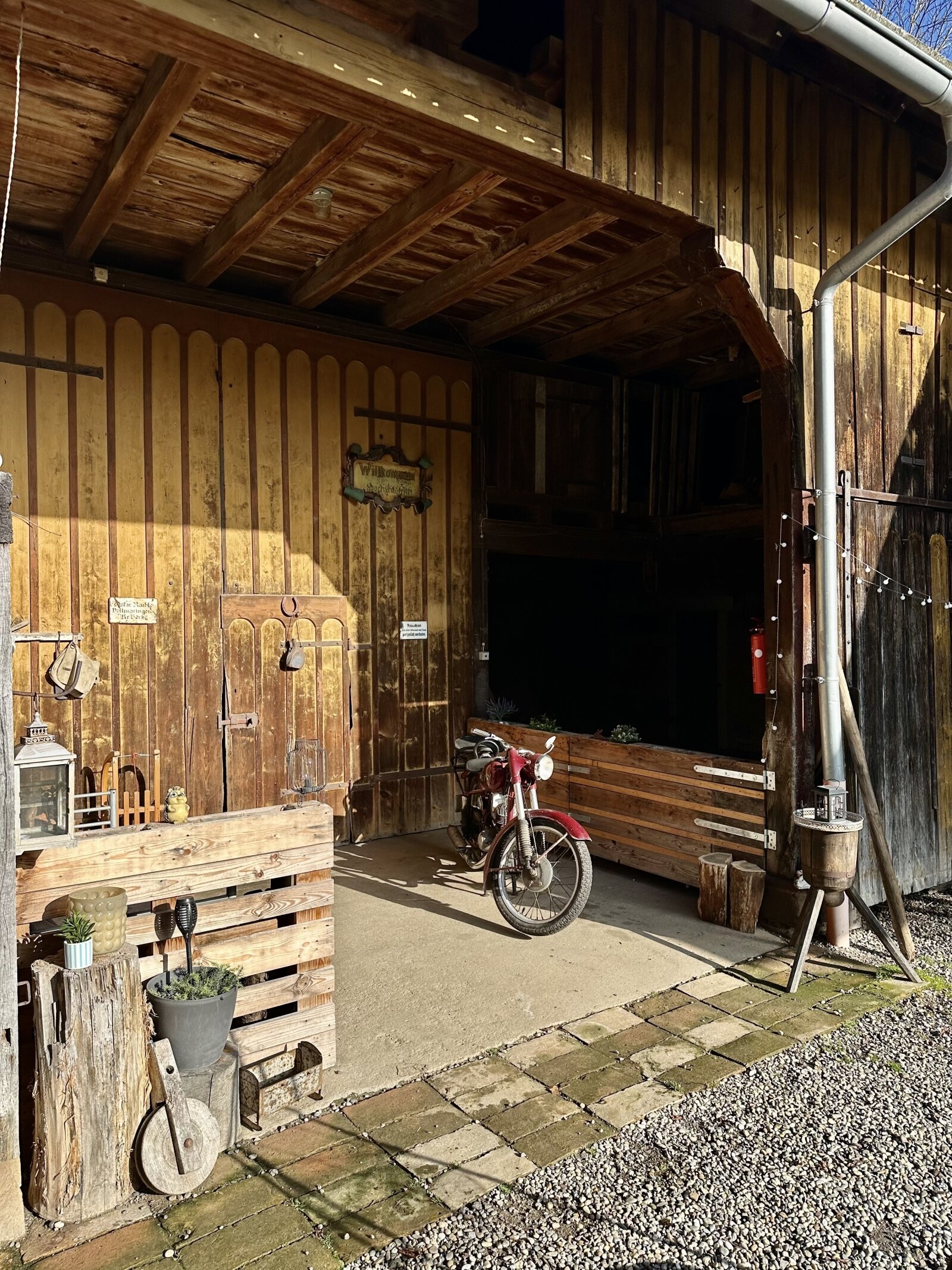 Fachwerk- *Bauernhaus auf 995m²  Grundstück mit  großer* Scheune 