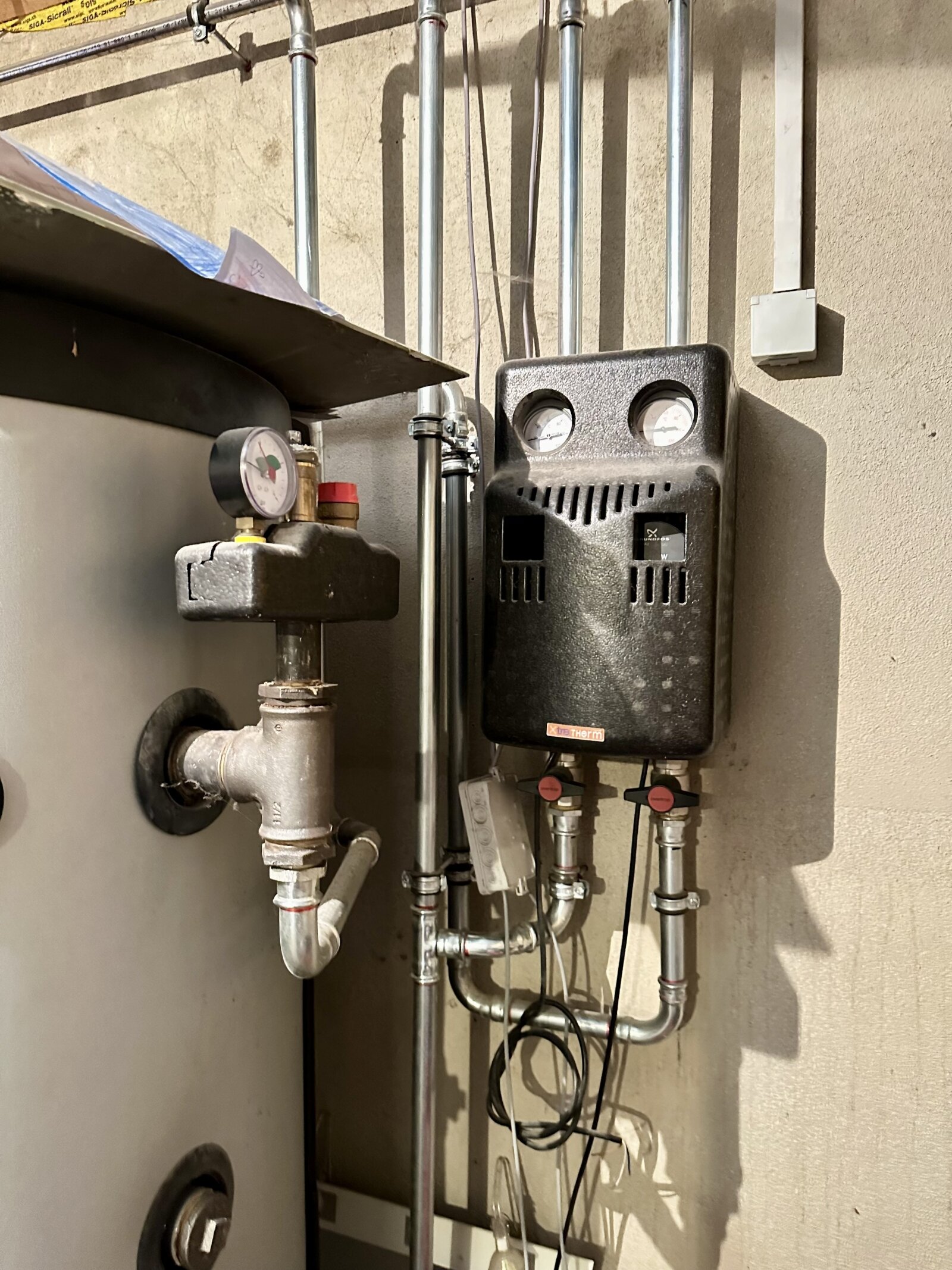 Fachwerk- *Bauernhaus auf 995m²  Grundstück mit  großer* Scheune 