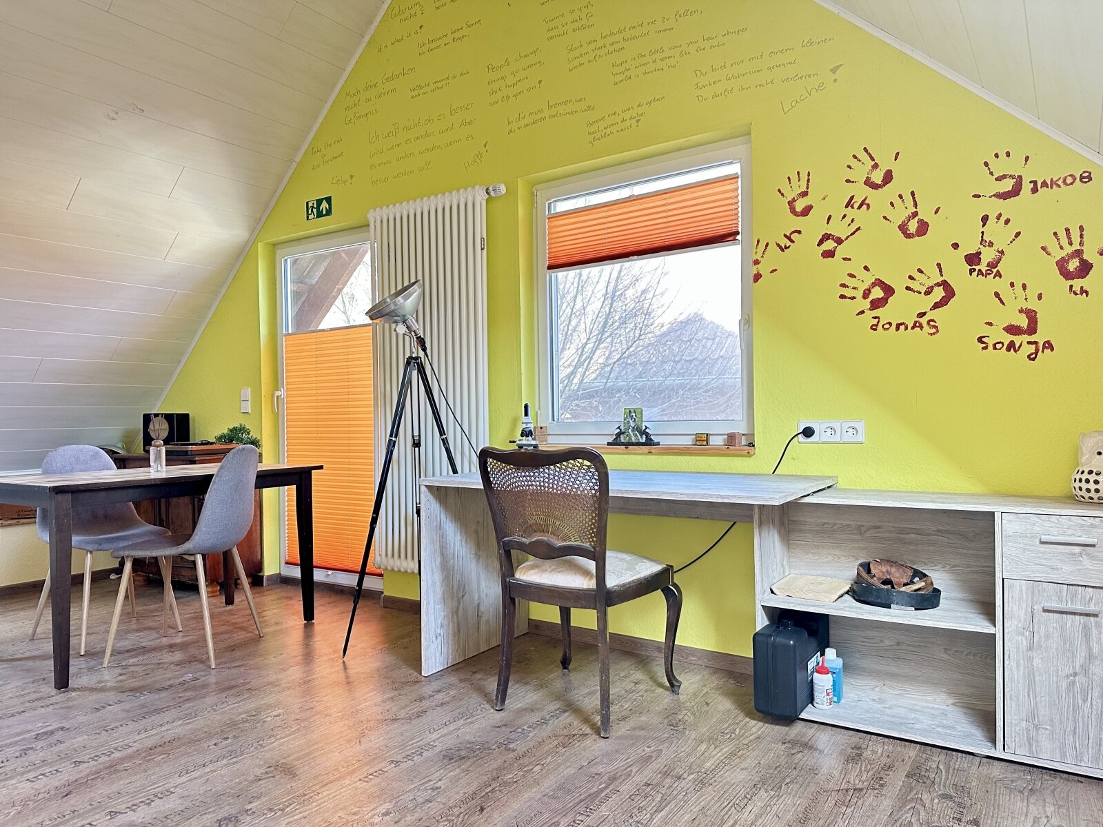 Fachwerk- *Bauernhaus auf 995m²  Grundstück mit  großer* Scheune 