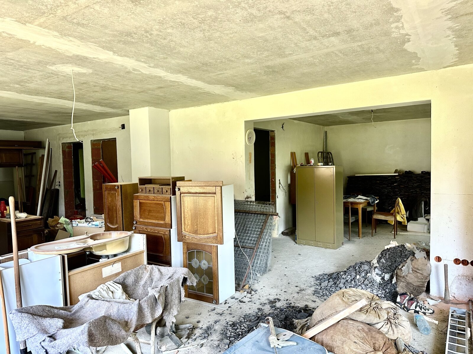 EG Wohnzimmer / Schonstein für Kamonofen EG Wohnzimmer / Schonstein für Kamonofen