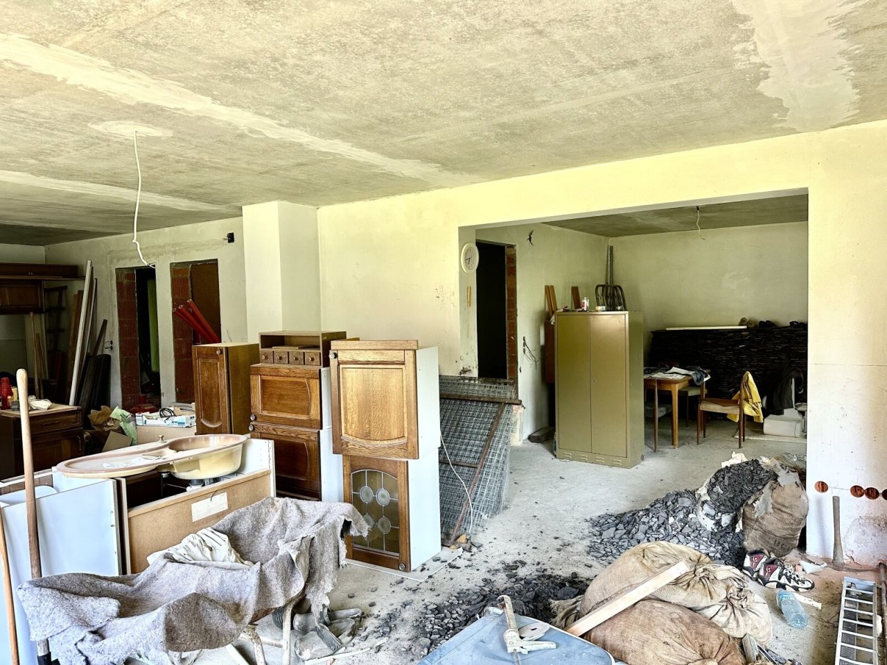 EG Wohnzimmer / Schonstein für Kamonofen EG Wohnzimmer / Schonstein für Kamonofen