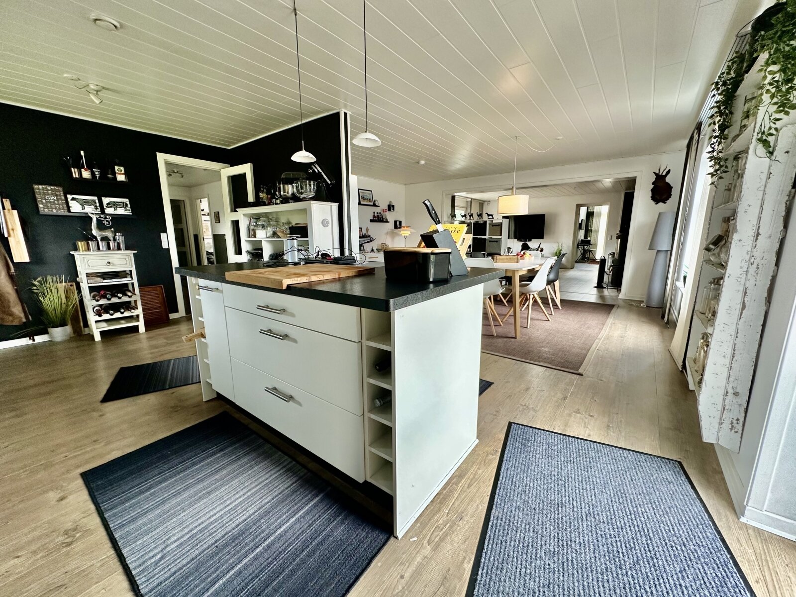 Küche Übergang Esszimmer/ Wohnzimmer Küche Übergang Esszimmer/ Wohnzimmer